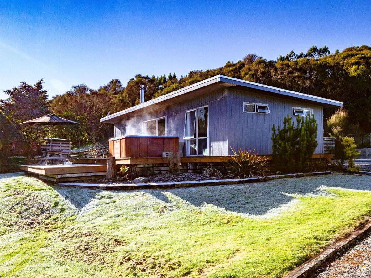 Pikorua - Raurimu Holiday Home National Park Bagian luar foto
